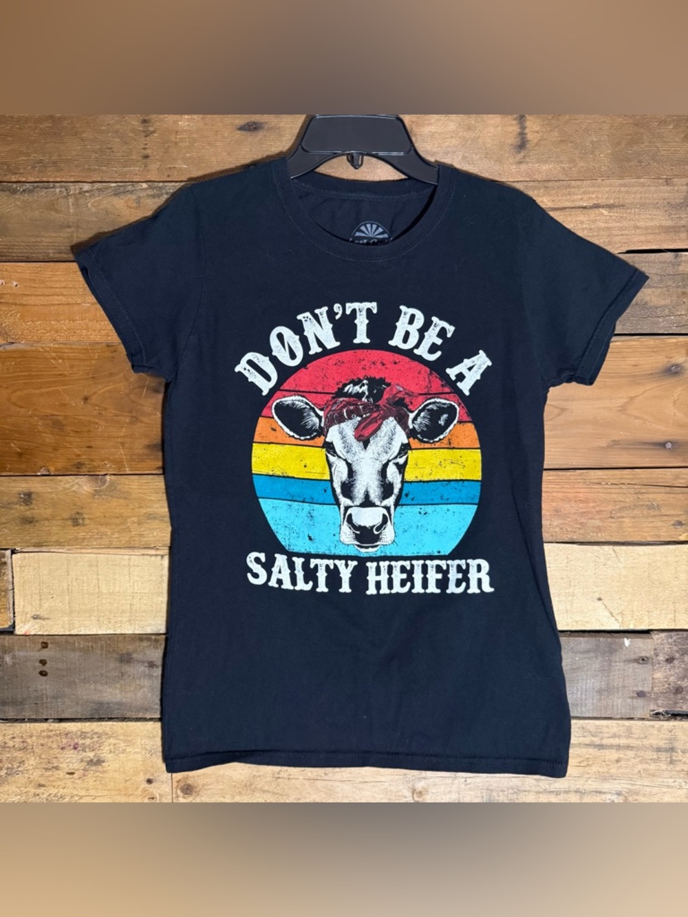 Lost Creek Women's Short-Sleeve Spinner Salty Heifer Graphic T-Shirt small